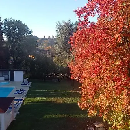 Da Noi Due לינה וארוחת בוקר 4*